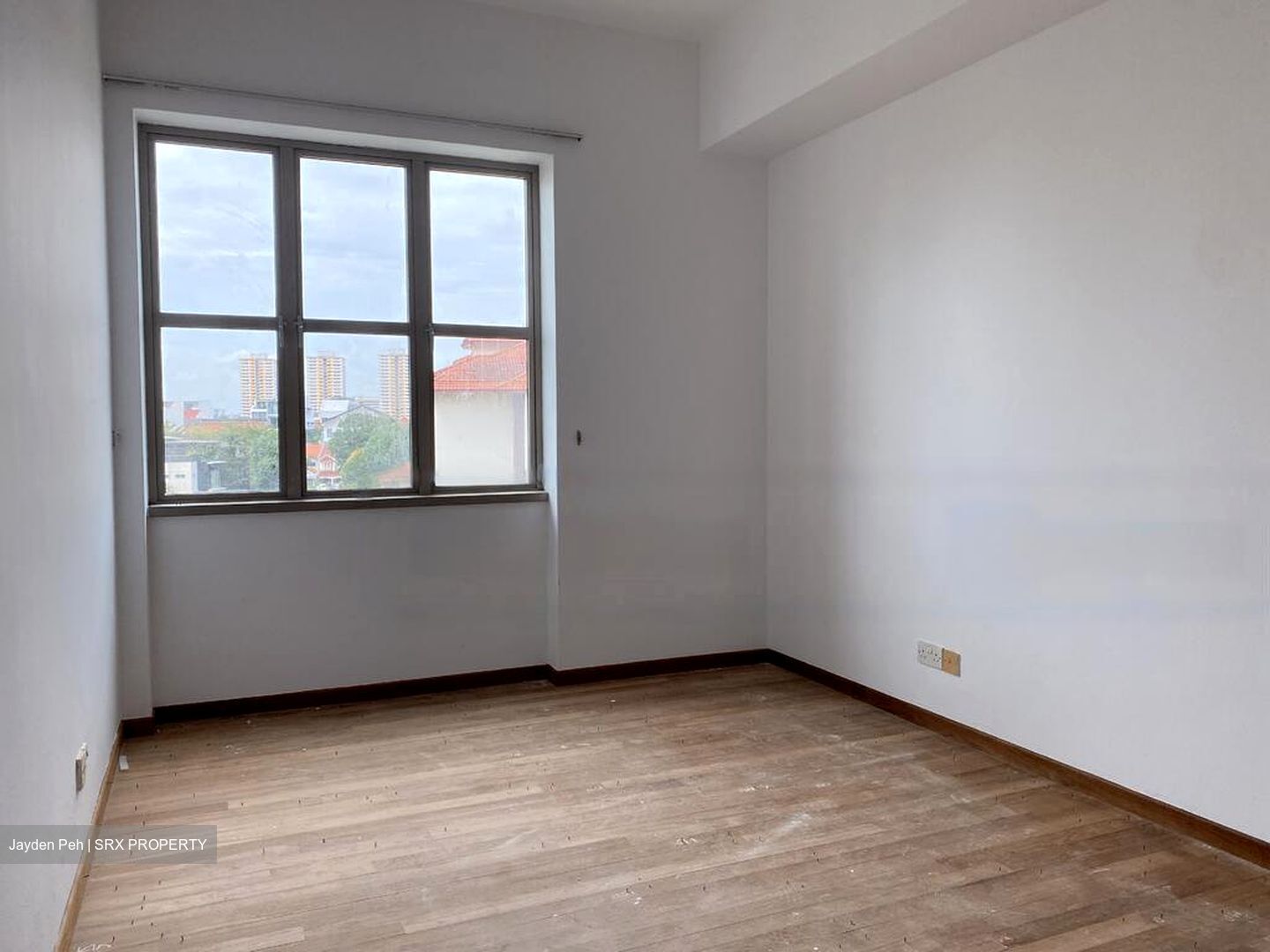 Landbay Condominium (D16), Condominium #629345541